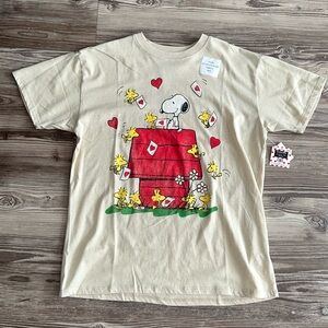 Peanuts Snoopy & Woodstock Valentine Adult T-Shirt Unisex